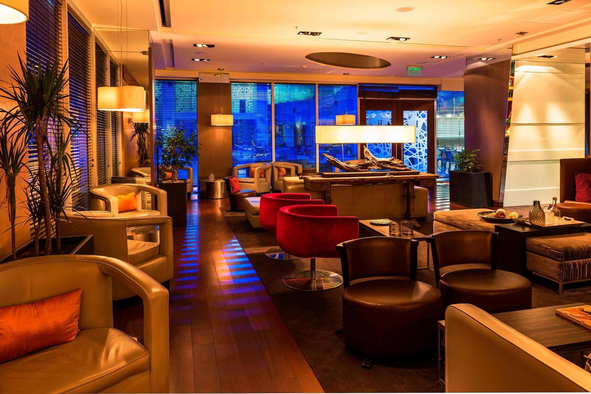 Hotel Renaissance Santiago By Marriott Exterior foto